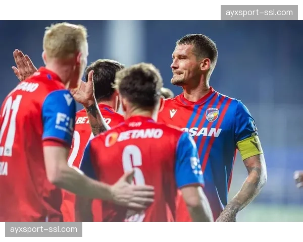 历史回顾:追溯近十年欧冠决赛,盘点那些由定位球决定的冠军归属瞬间 历史回顾:追溯近十年欧冠决赛,盘点那些由定位球决定的冠军归属瞬间